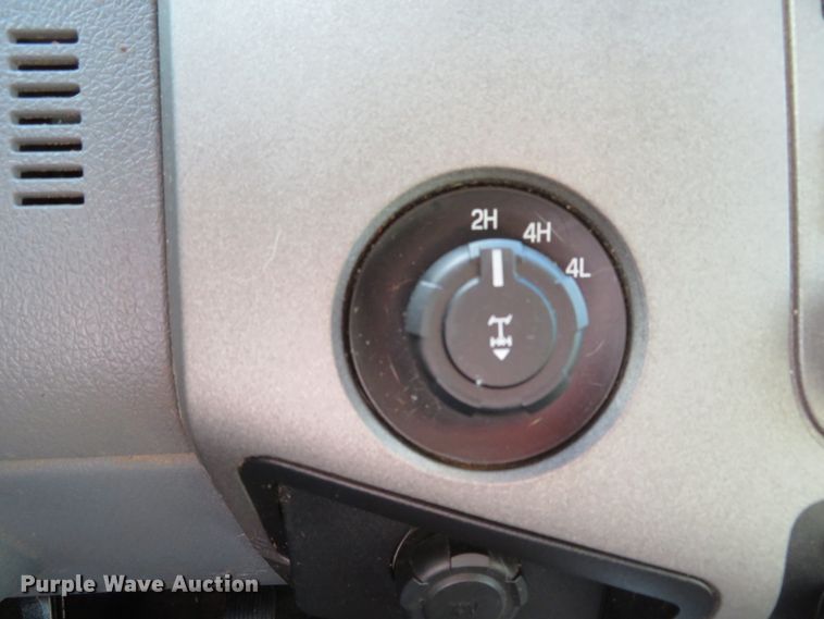 image for item DI3860 2011 Ford F250 Super Duty XLT  Crew Cab pickup truck