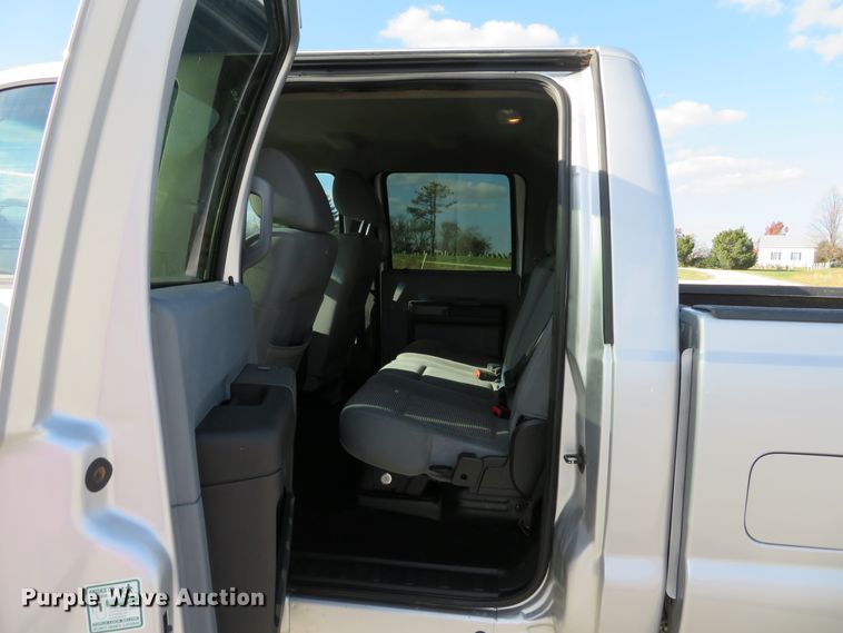 image for item DI3860 2011 Ford F250 Super Duty XLT  Crew Cab pickup truck