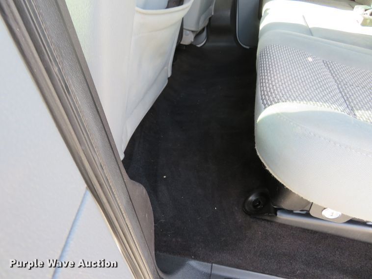 image for item DI3860 2011 Ford F250 Super Duty XLT  Crew Cab pickup truck