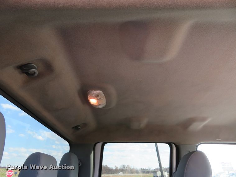 image for item DI3860 2011 Ford F250 Super Duty XLT  Crew Cab pickup truck