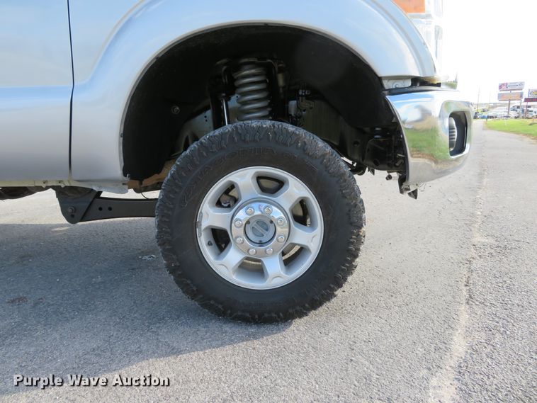 image for item DI3860 2011 Ford F250 Super Duty XLT  Crew Cab pickup truck