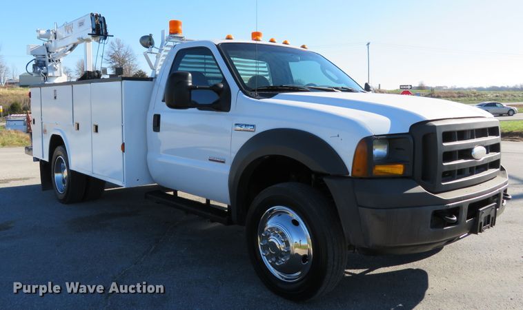 image for item DI3873 2005 Ford F450 Super Duty XL  utility truck