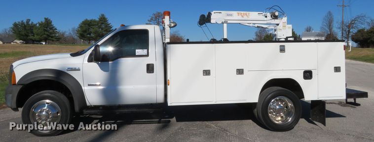 image for item DI3873 2005 Ford F450 Super Duty XL  utility truck