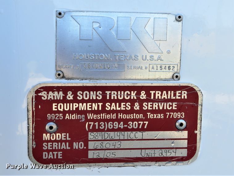 image for item DI3873 2005 Ford F450 Super Duty XL  utility truck