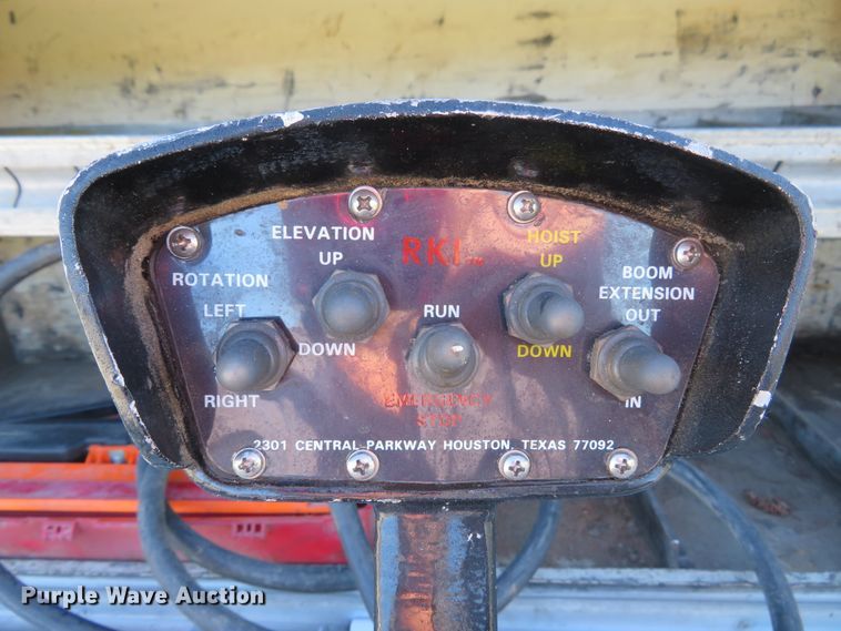 image for item DI3873 2005 Ford F450 Super Duty XL  utility truck