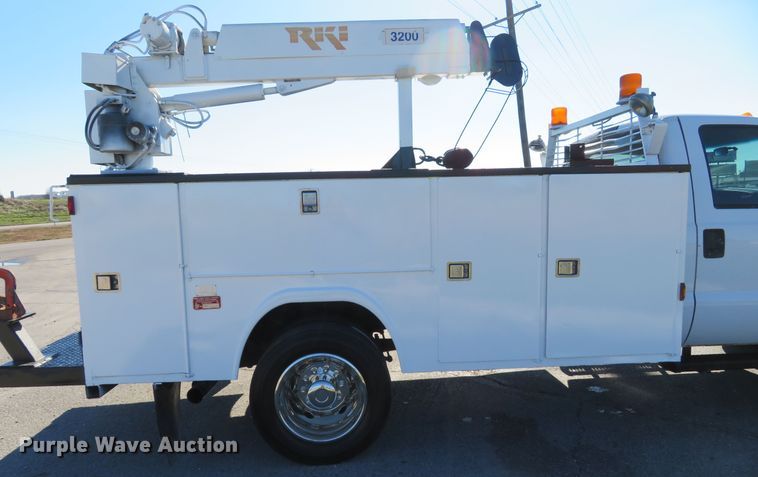 image for item DI3873 2005 Ford F450 Super Duty XL  utility truck