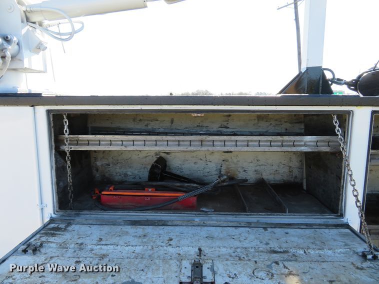 image for item DI3873 2005 Ford F450 Super Duty XL  utility truck