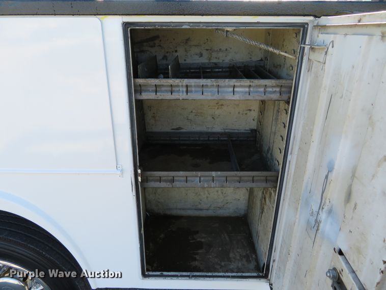 image for item DI3873 2005 Ford F450 Super Duty XL  utility truck