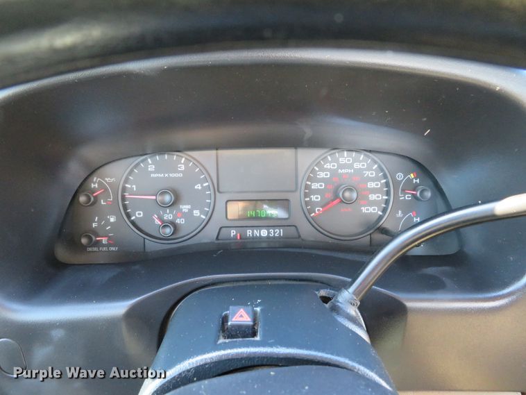 image for item DI3873 2005 Ford F450 Super Duty XL  utility truck