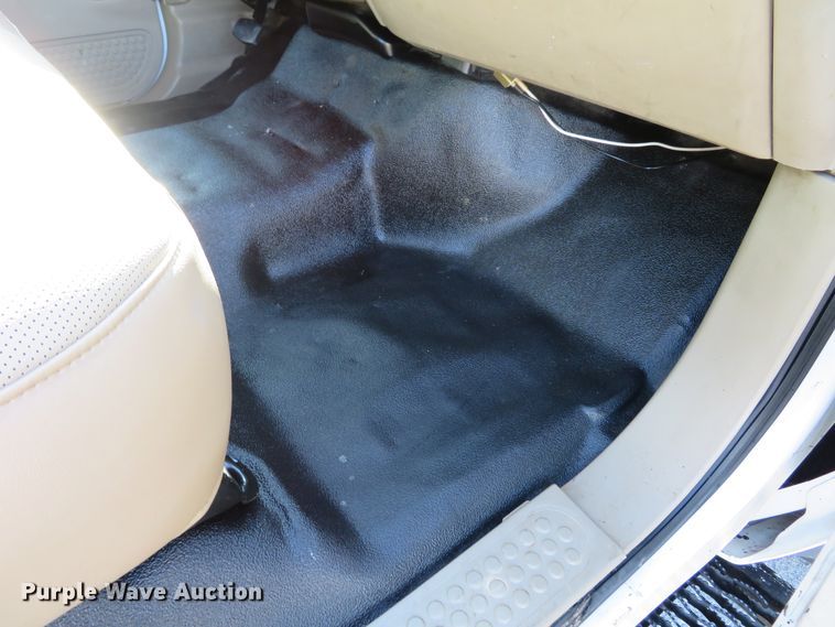 image for item DI3873 2005 Ford F450 Super Duty XL  utility truck