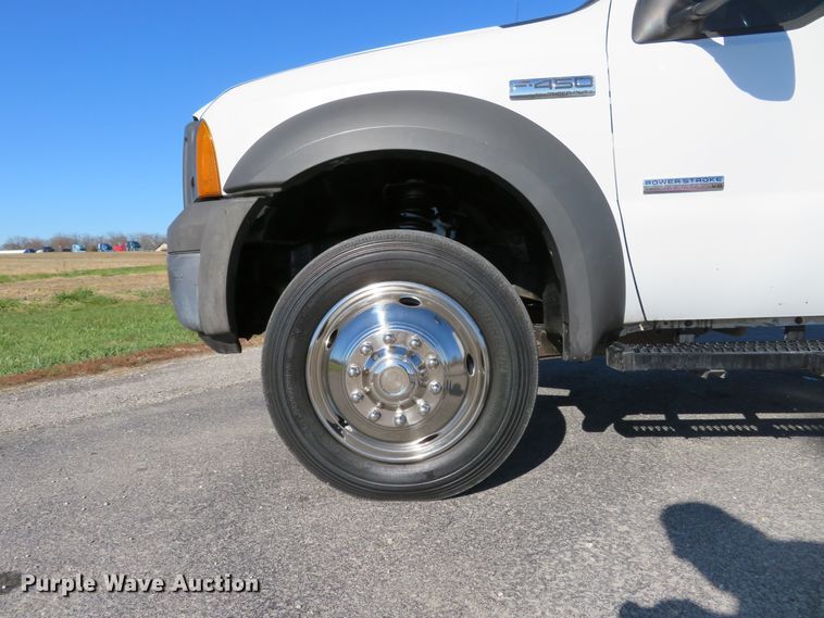 image for item DI3873 2005 Ford F450 Super Duty XL  utility truck