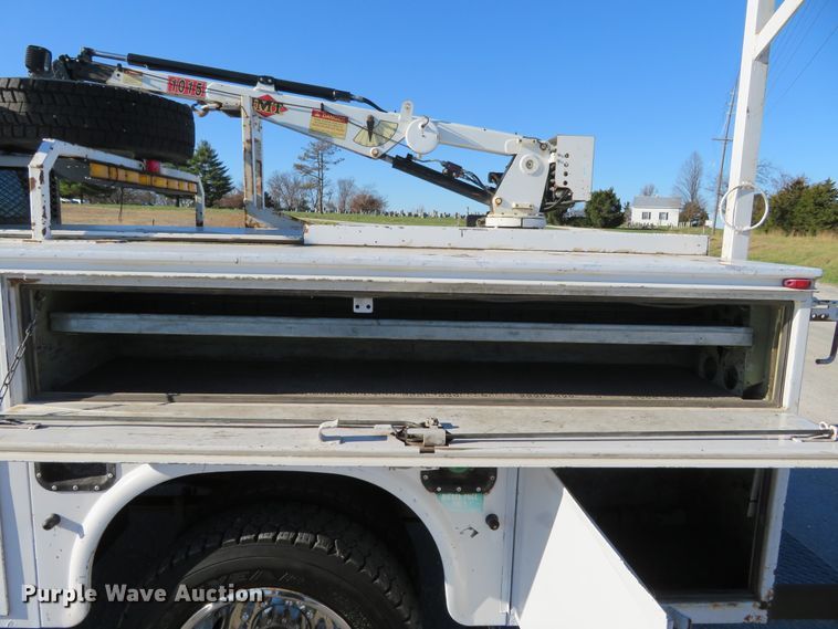 image for item DI3878 2011 Ford F550 Super Duty XL  Crew Cab utility truck