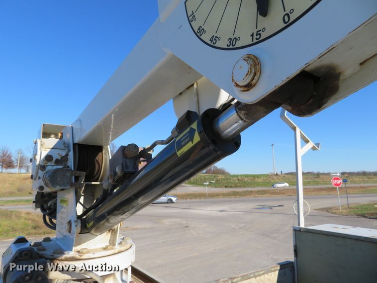 image for item DI3878 2011 Ford F550 Super Duty XL  Crew Cab utility truck