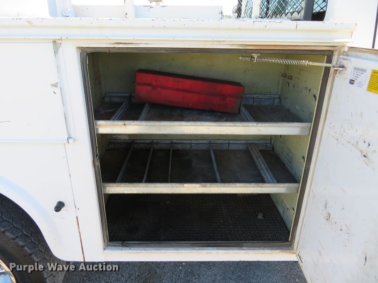 image for item DI3878 2011 Ford F550 Super Duty XL  Crew Cab utility truck