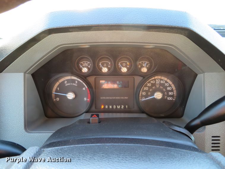 image for item DI3878 2011 Ford F550 Super Duty XL  Crew Cab utility truck