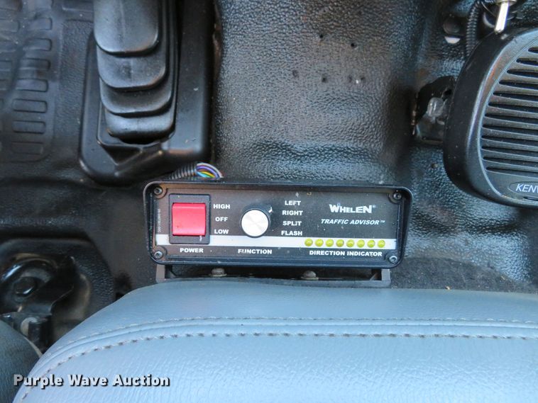 image for item DI3878 2011 Ford F550 Super Duty XL  Crew Cab utility truck