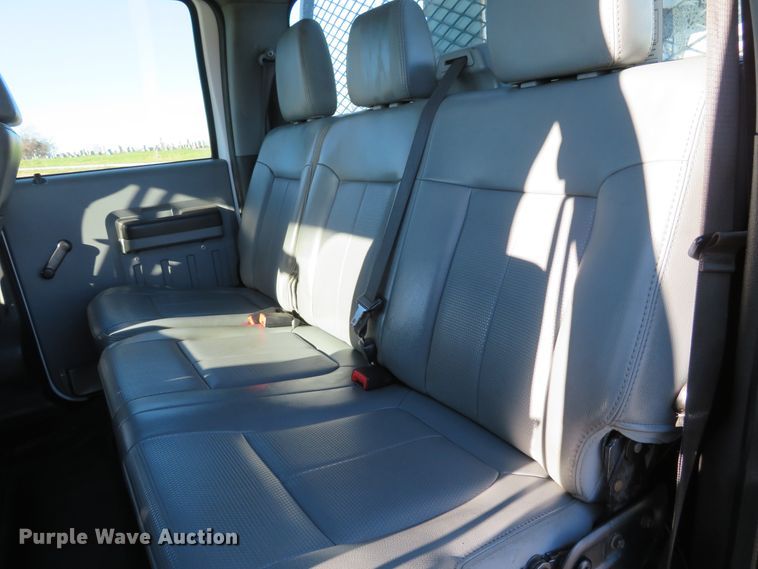 image for item DI3878 2011 Ford F550 Super Duty XL  Crew Cab utility truck