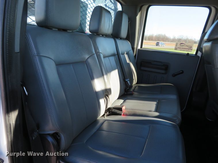 image for item DI3878 2011 Ford F550 Super Duty XL  Crew Cab utility truck