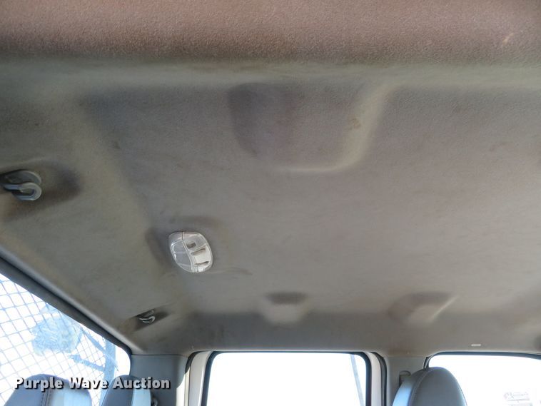 image for item DI3878 2011 Ford F550 Super Duty XL  Crew Cab utility truck