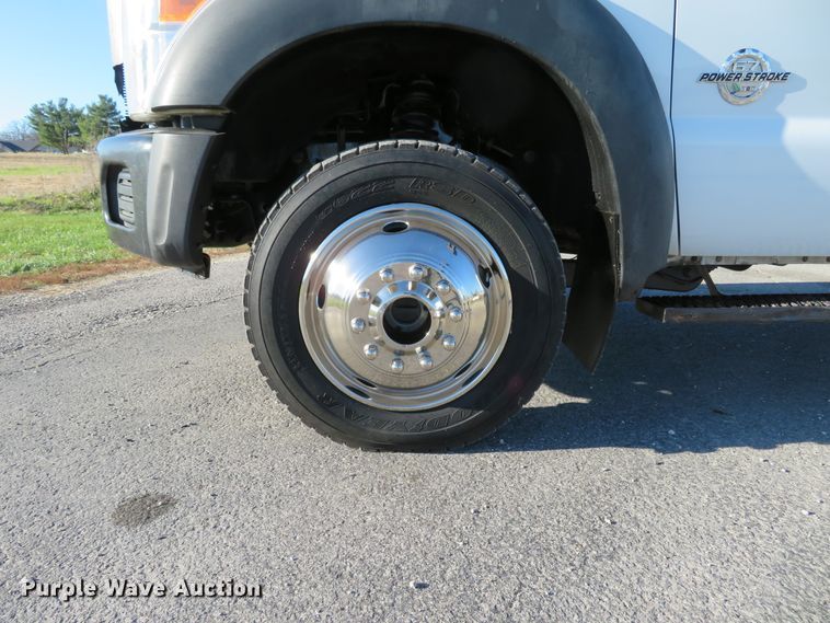 image for item DI3878 2011 Ford F550 Super Duty XL  Crew Cab utility truck