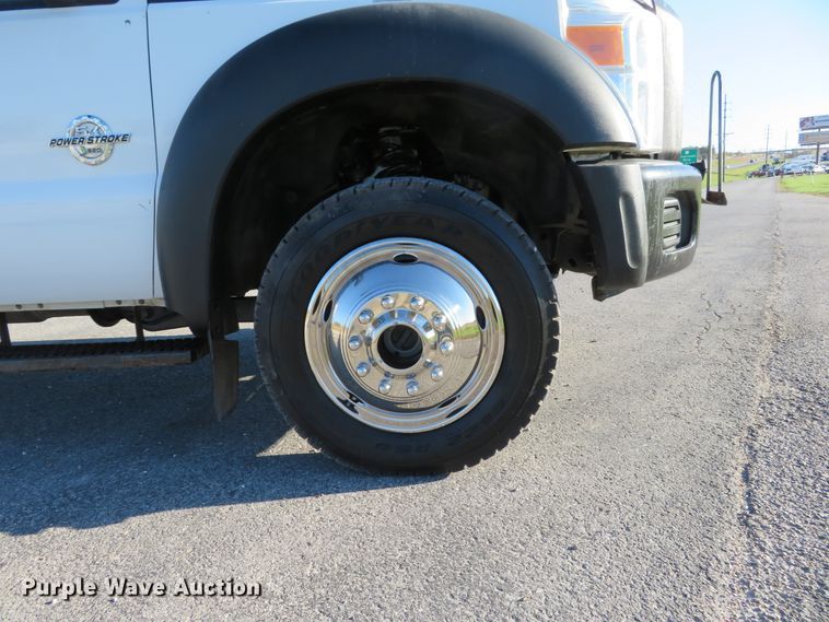 image for item DI3878 2011 Ford F550 Super Duty XL  Crew Cab utility truck
