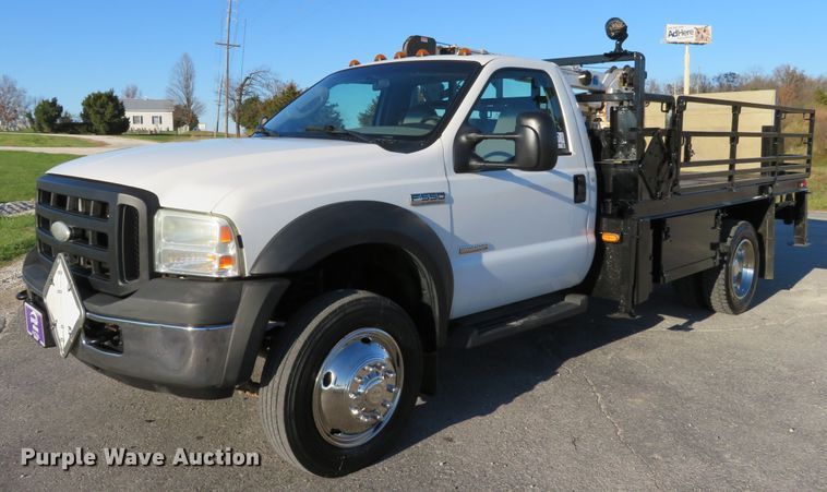 image for item DI3879 2006 Ford F550 Super Duty XL  utility truck