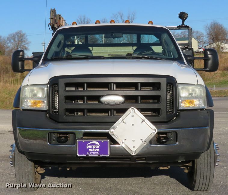 image for item DI3879 2006 Ford F550 Super Duty XL  utility truck