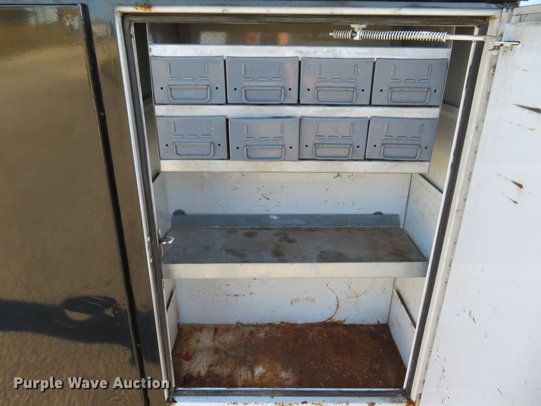 image for item DI3879 2006 Ford F550 Super Duty XL  utility truck