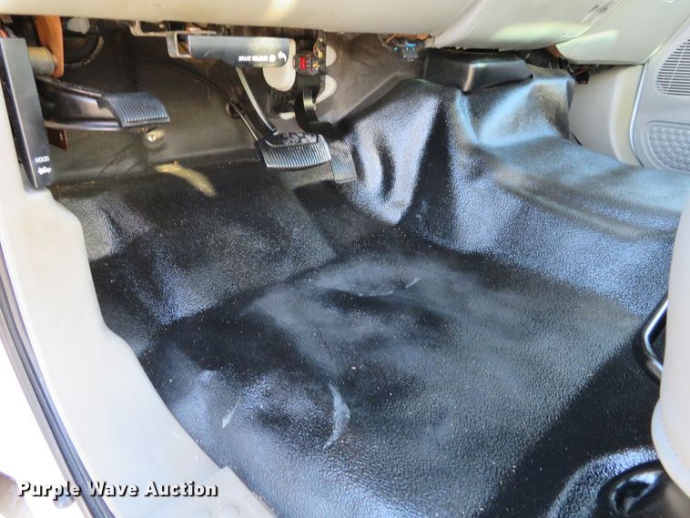 image for item DI3879 2006 Ford F550 Super Duty XL  utility truck