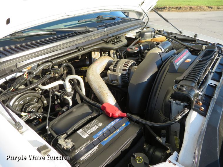 image for item DI3879 2006 Ford F550 Super Duty XL  utility truck