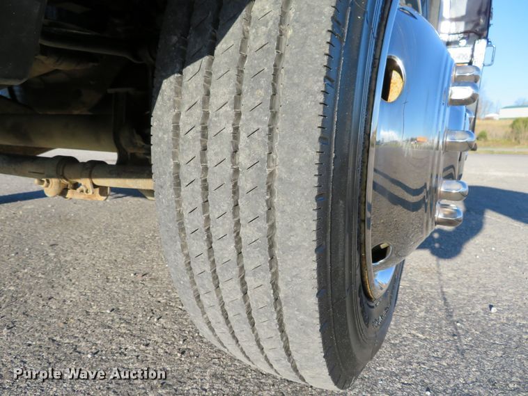 image for item DI3879 2006 Ford F550 Super Duty XL  utility truck