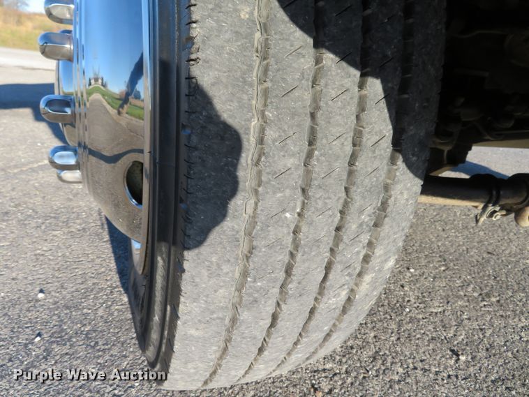 image for item DI3879 2006 Ford F550 Super Duty XL  utility truck