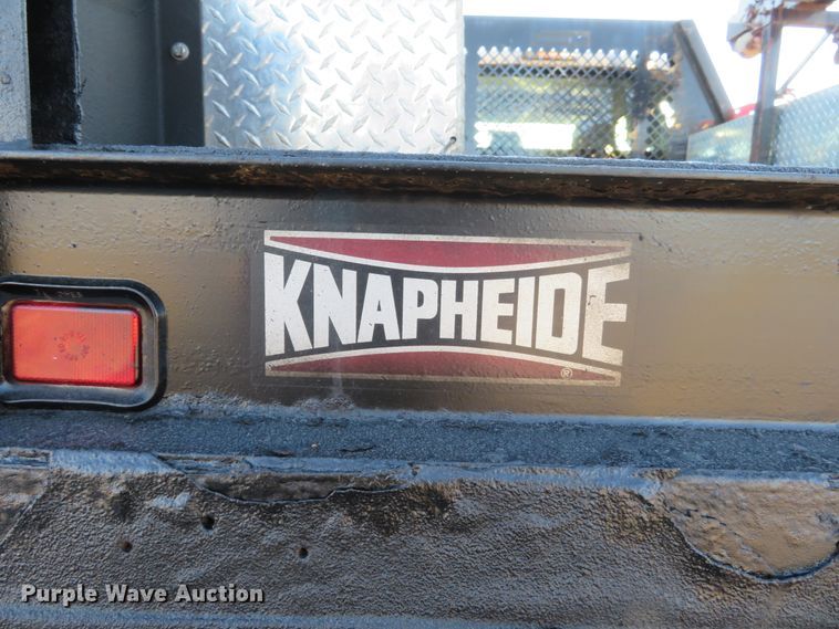 image for item DI3880 2011 Ford F350 Super Duty XL  SuperCab flatbed pickup truck