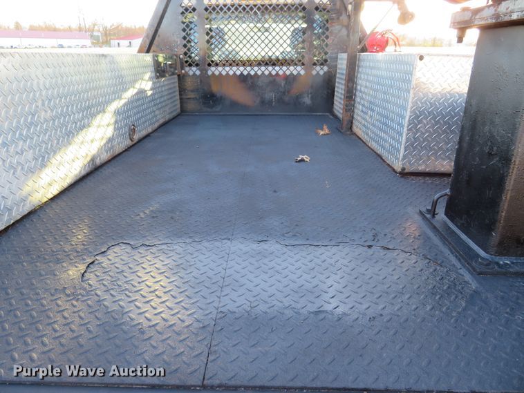 image for item DI3880 2011 Ford F350 Super Duty XL  SuperCab flatbed pickup truck