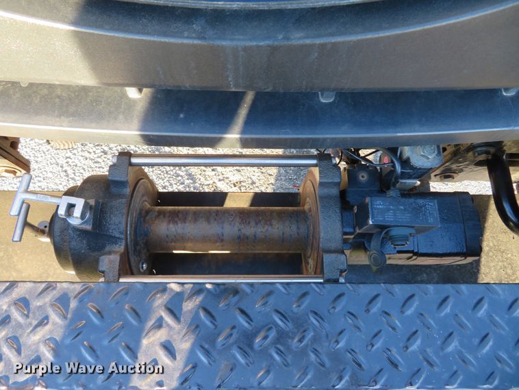 image for item DI3880 2011 Ford F350 Super Duty XL  SuperCab flatbed pickup truck