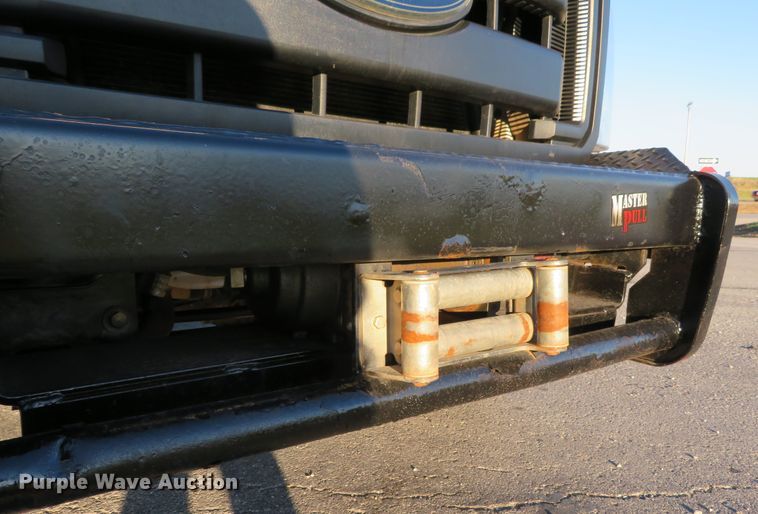 image for item DI3880 2011 Ford F350 Super Duty XL  SuperCab flatbed pickup truck