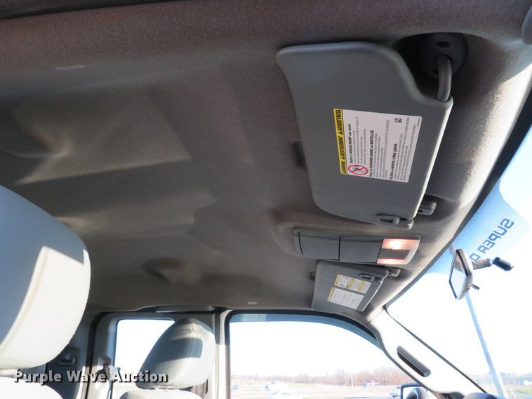 image for item DI3880 2011 Ford F350 Super Duty XL  SuperCab flatbed pickup truck