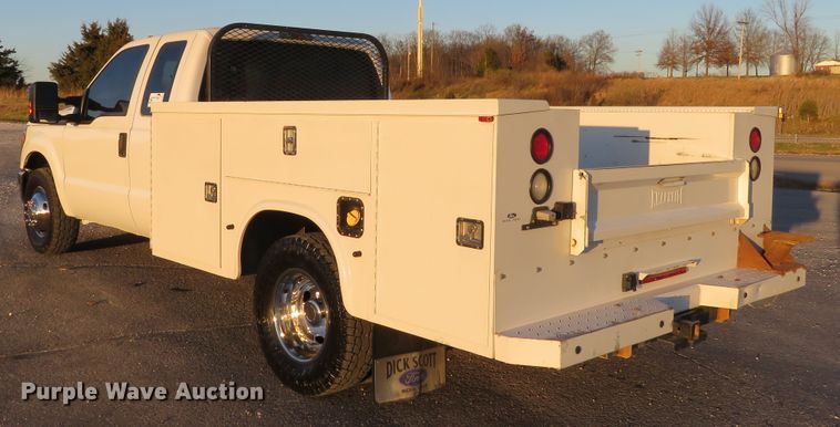 image for item DI3897 2013 Ford F350 Super Duty XL  SuperCab utility bed pickup truck