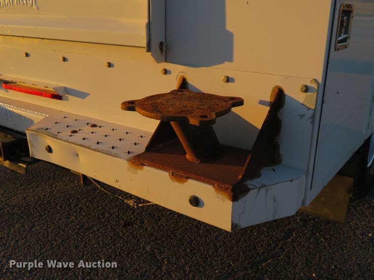 image for item DI3897 2013 Ford F350 Super Duty XL  SuperCab utility bed pickup truck