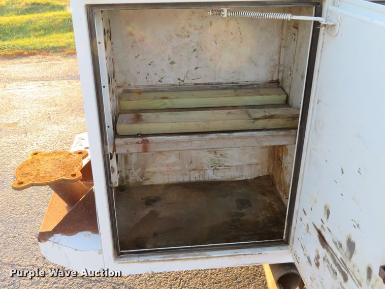 image for item DI3897 2013 Ford F350 Super Duty XL  SuperCab utility bed pickup truck