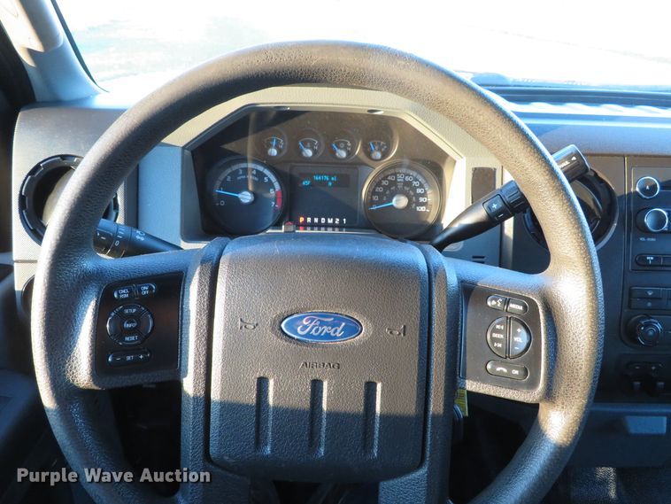 image for item DI3897 2013 Ford F350 Super Duty XL  SuperCab utility bed pickup truck