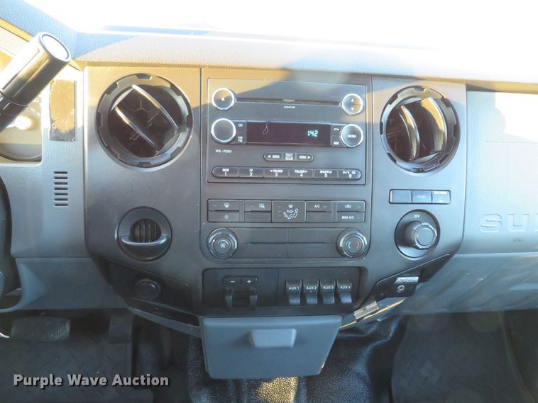 image for item DI3897 2013 Ford F350 Super Duty XL  SuperCab utility bed pickup truck