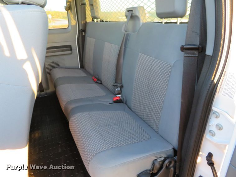 image for item DI3897 2013 Ford F350 Super Duty XL  SuperCab utility bed pickup truck