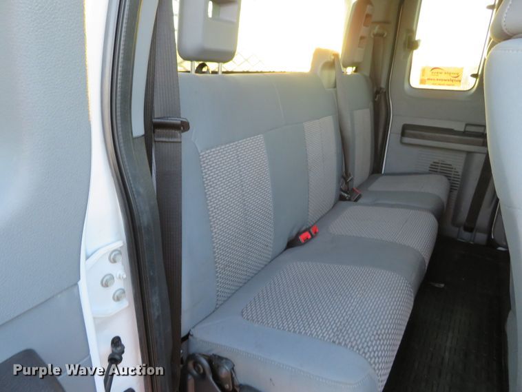 image for item DI3897 2013 Ford F350 Super Duty XL  SuperCab utility bed pickup truck