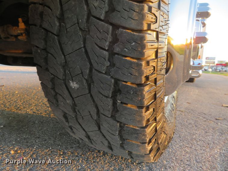 image for item DI3897 2013 Ford F350 Super Duty XL  SuperCab utility bed pickup truck