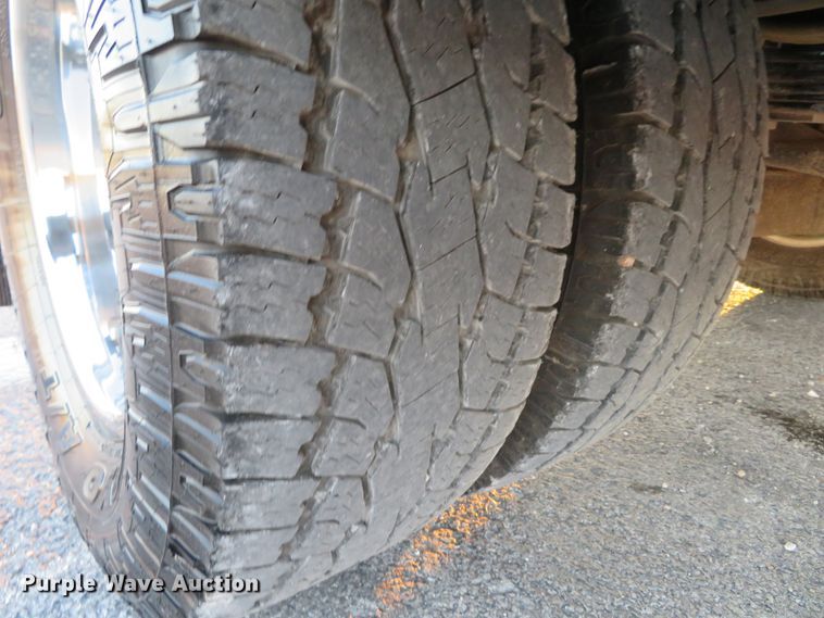 image for item DI3897 2013 Ford F350 Super Duty XL  SuperCab utility bed pickup truck