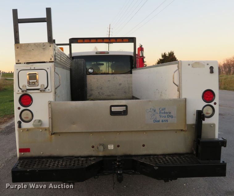 image for item DI3898 2009 Ford F350 Super Duty XL  SuperCab utility bed pickup truck