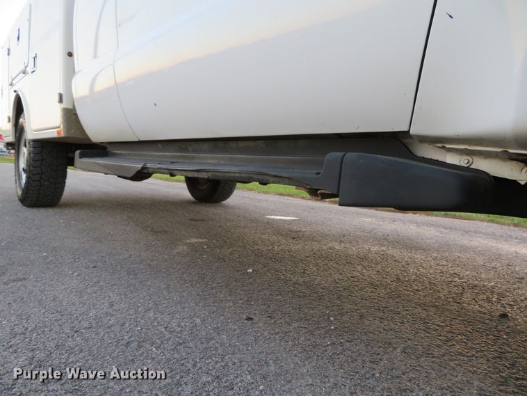 image for item DI3898 2009 Ford F350 Super Duty XL  SuperCab utility bed pickup truck