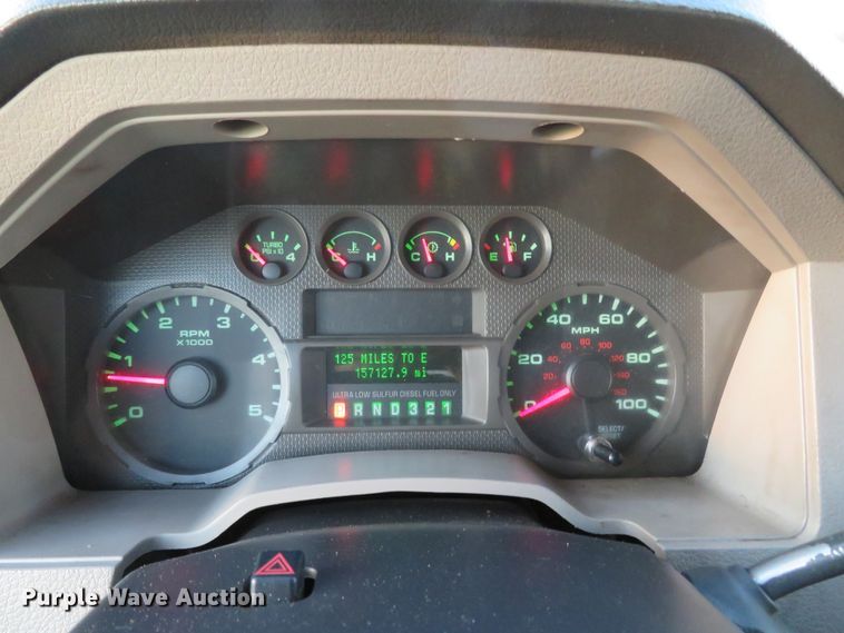 image for item DI3898 2009 Ford F350 Super Duty XL  SuperCab utility bed pickup truck