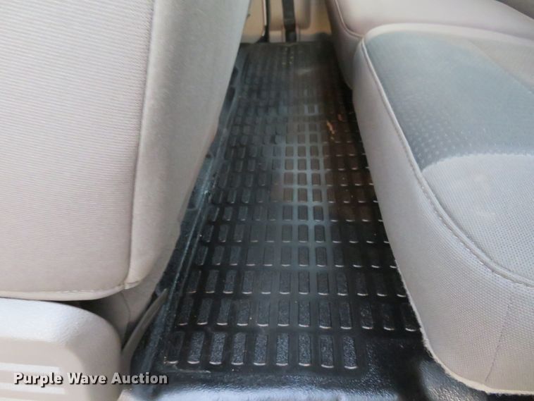 image for item DI3898 2009 Ford F350 Super Duty XL  SuperCab utility bed pickup truck